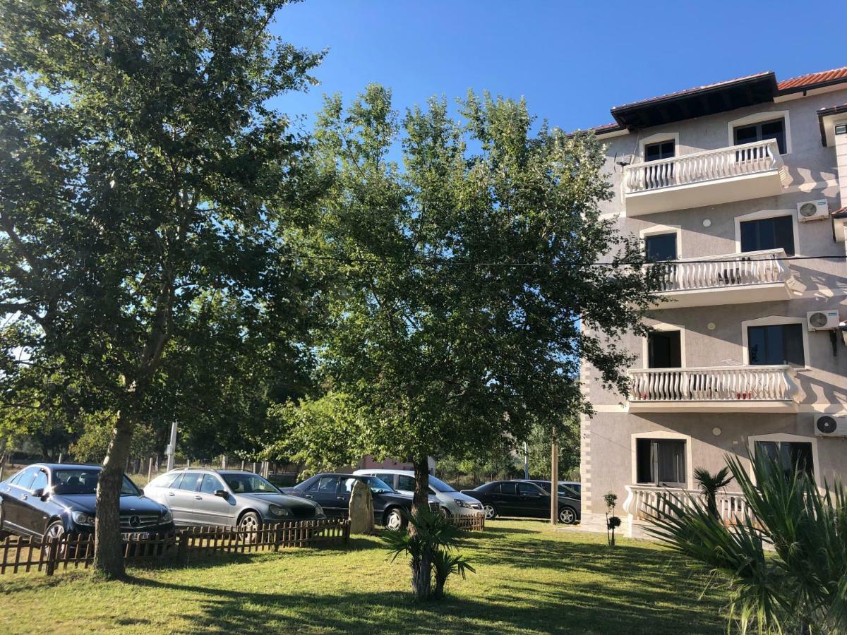 Apartment Sun Roll Baks-Rrjoll Exterior photo